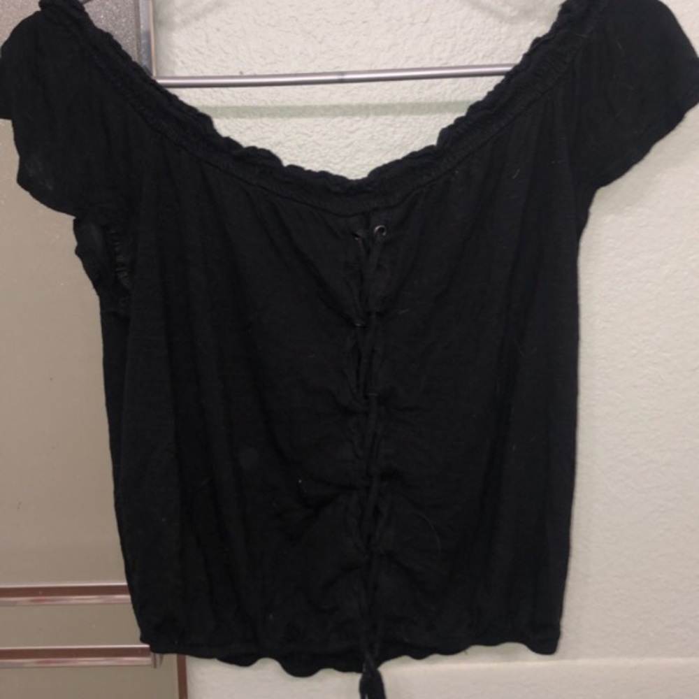 AEROPOSTALE- Black Cinch- Front Crop Top